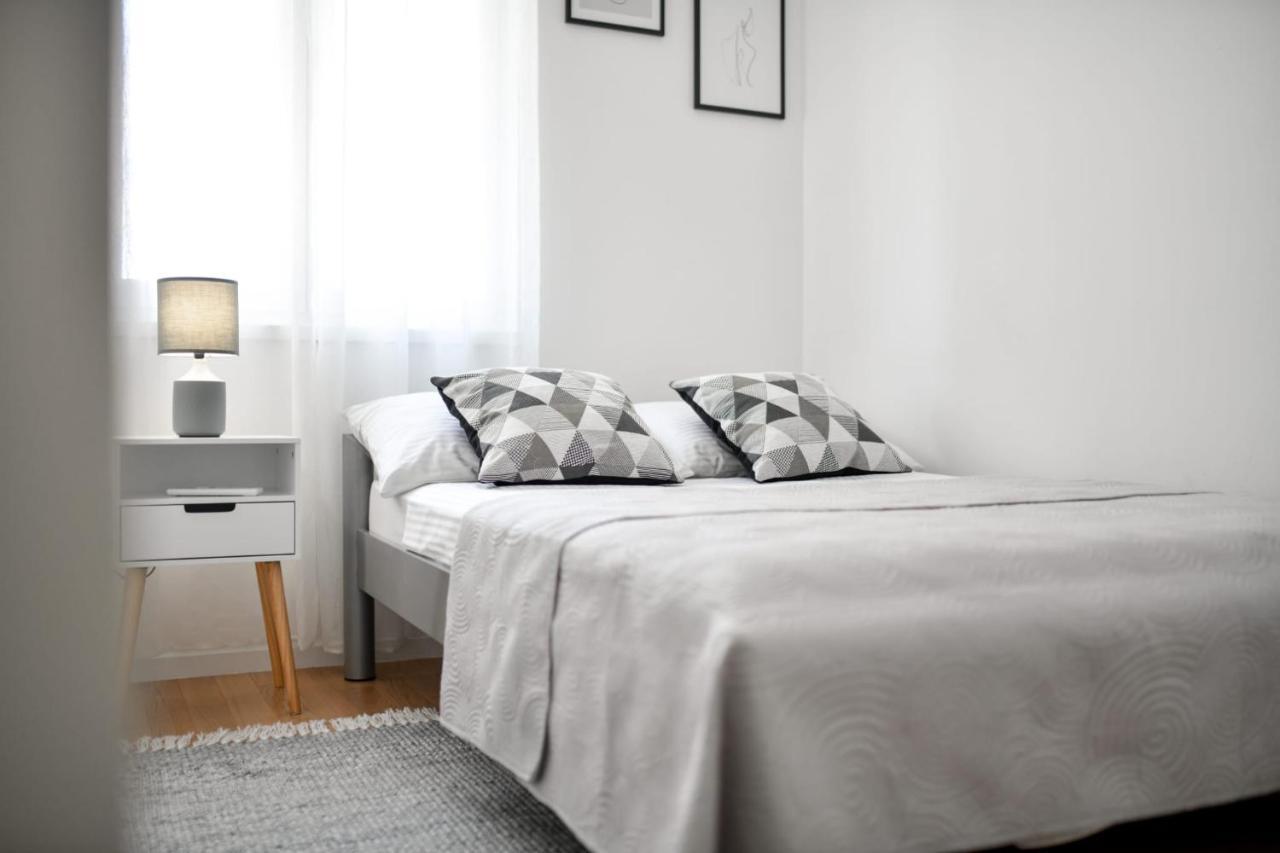 Apartment T&M Zara Esterno foto