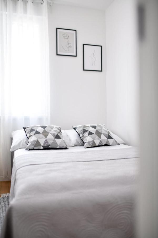 Apartment T&M Zara Esterno foto